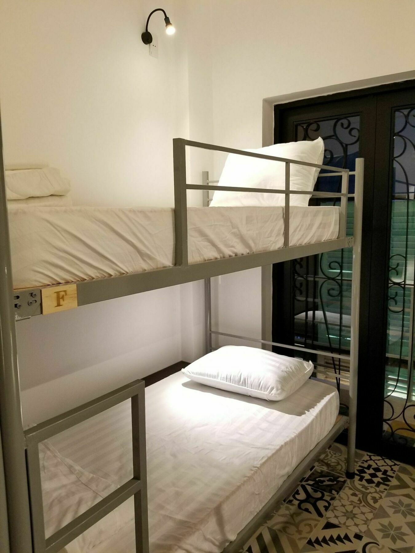Timemark Travel Homestay & Hostel Cidade de Ho Chi Minh Exterior foto