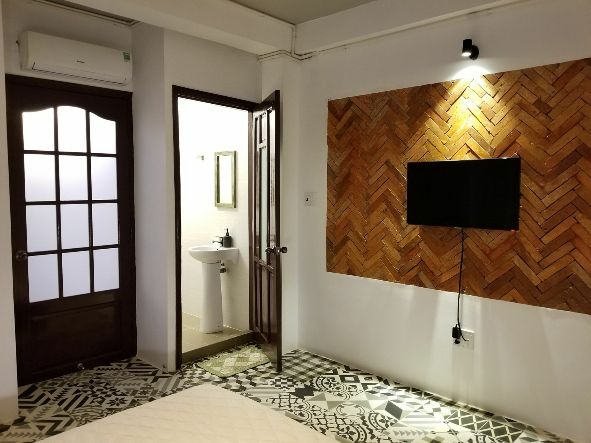 Timemark Travel Homestay & Hostel Cidade de Ho Chi Minh Exterior foto