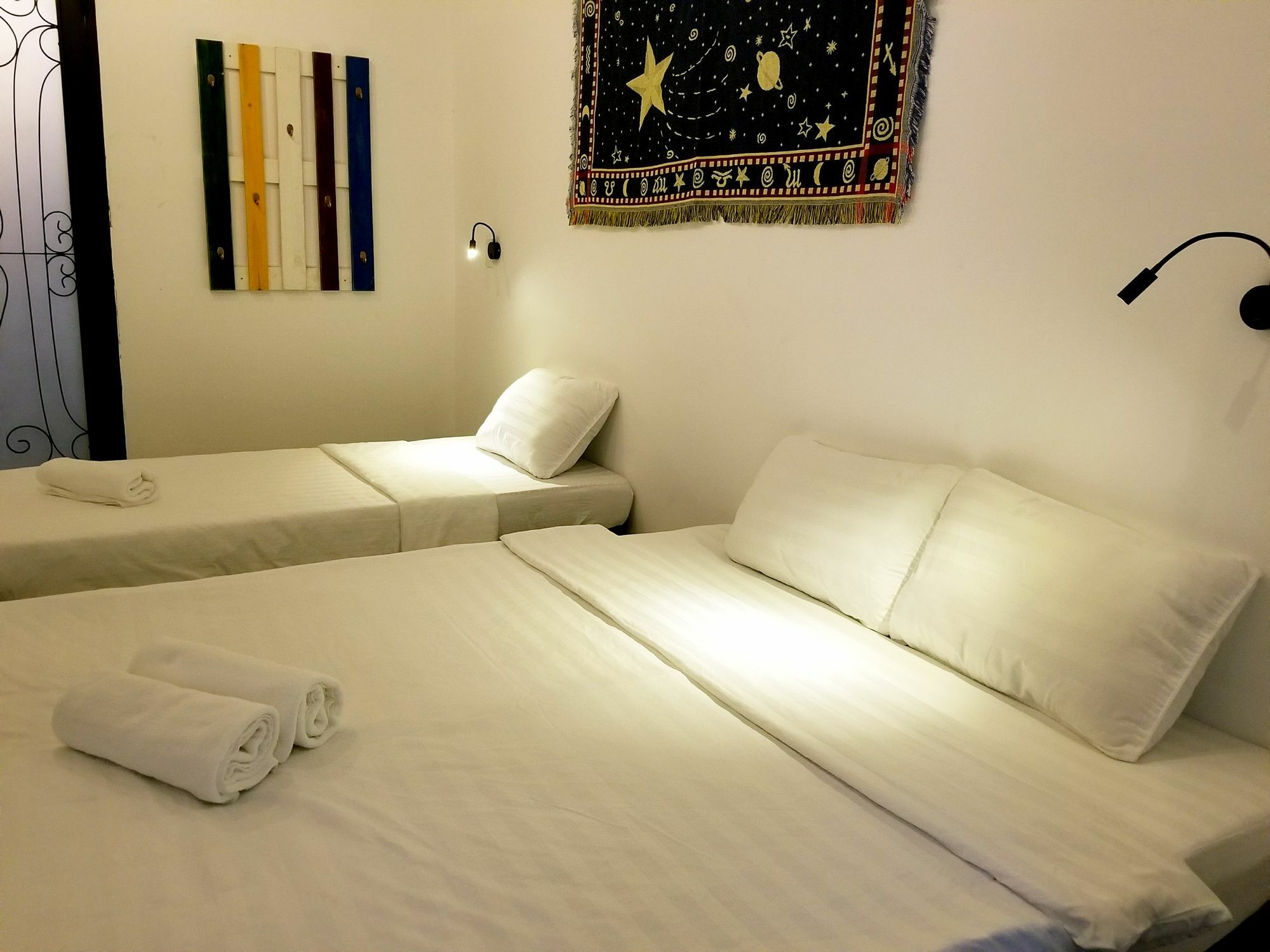 Timemark Travel Homestay & Hostel Cidade de Ho Chi Minh Exterior foto